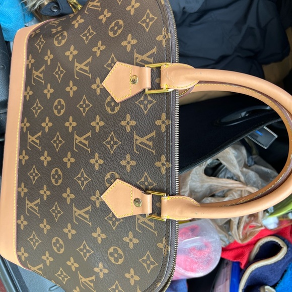 Purse - Picture 2 of 3